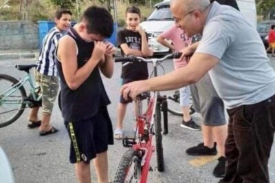 The Day a Broken Bike Met Unbreakable Kindness