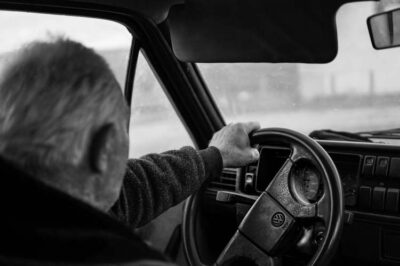 85-Year-Old Drives Thousands of Kilometers in Wrong Country—Trusts GPS Blindly