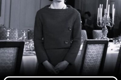 The Night Jackie Kennedy Revealed the White House’s Secret Past